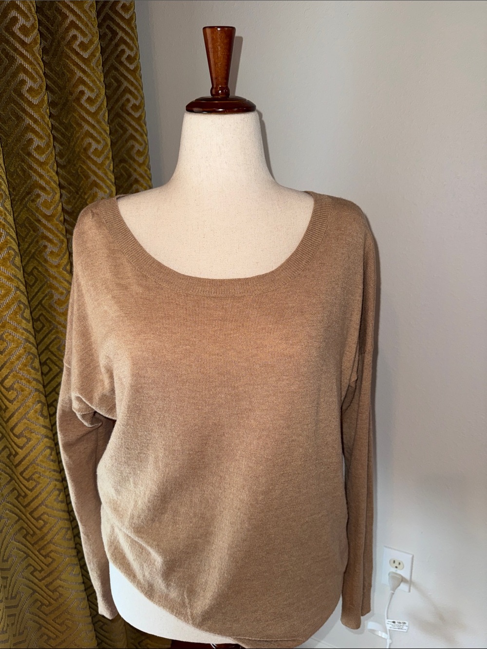 GAP Scoop Neck Lightweight Sweater - Tan Brown
